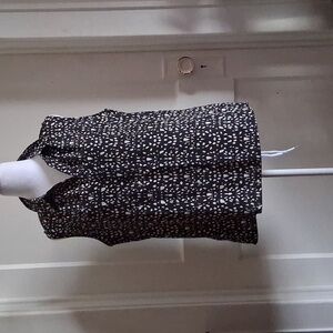 LOFT Black and White Patterned Sleeveless Blouse